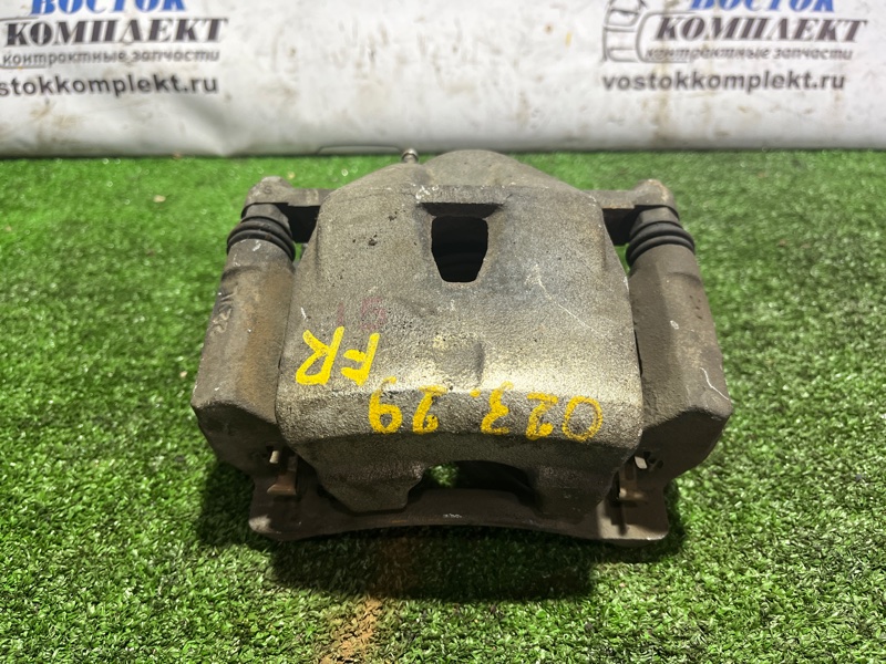 Суппорт Toyota Ractis NCP125 1NZ-FE перед прав