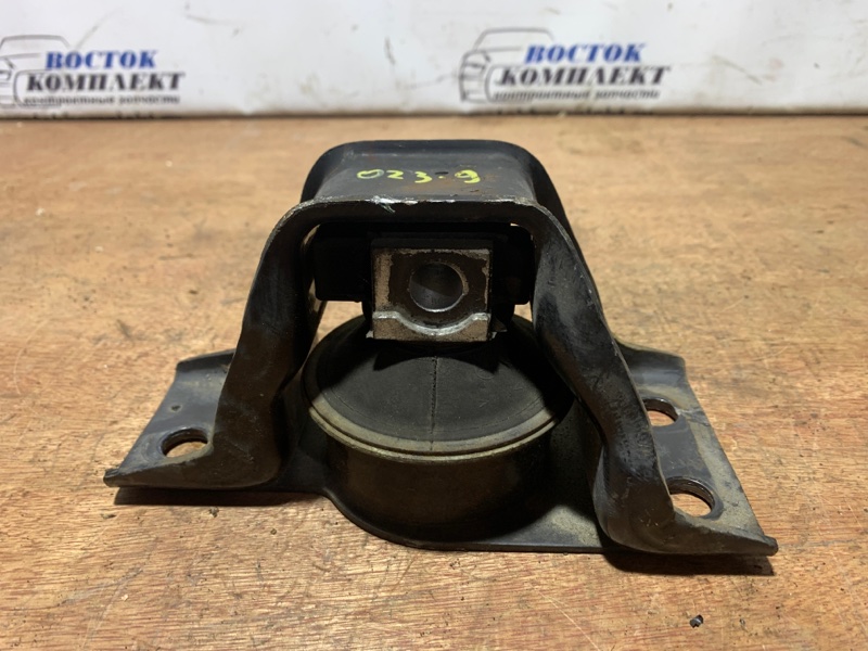 Подушка двигателя Nissan Cube BGZ11 CR14DE прав