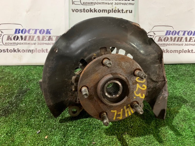 Ступица Toyota Noah AZR60 1AZ-FSE перед лев