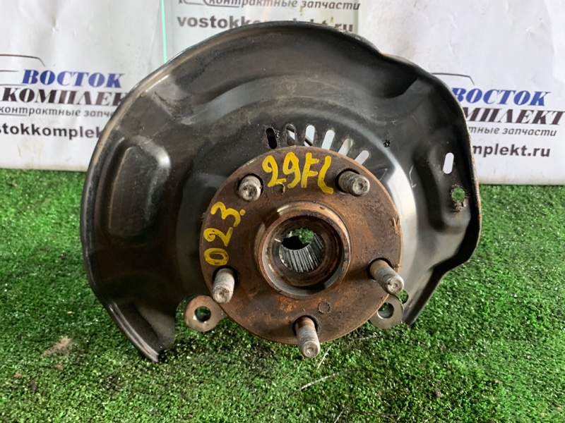 Ступица Toyota Ractis NCP125 1NZ-FE перед лев