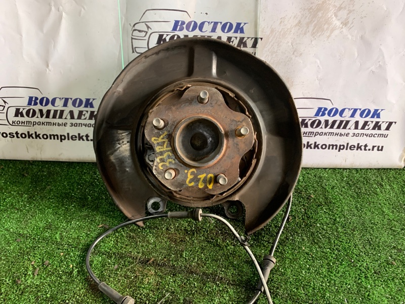 Ступица Nissan Serena CC25 MR20DE зад прав