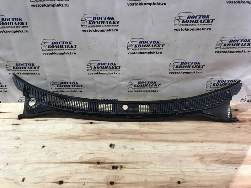 Решетка под лобовое стекло Toyota Starlet 1996 EP95 4E-FE