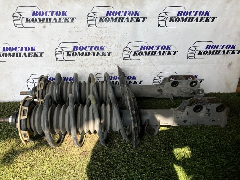 Стойка подвески Honda Insight 2011 ZE2 LDA перед лев