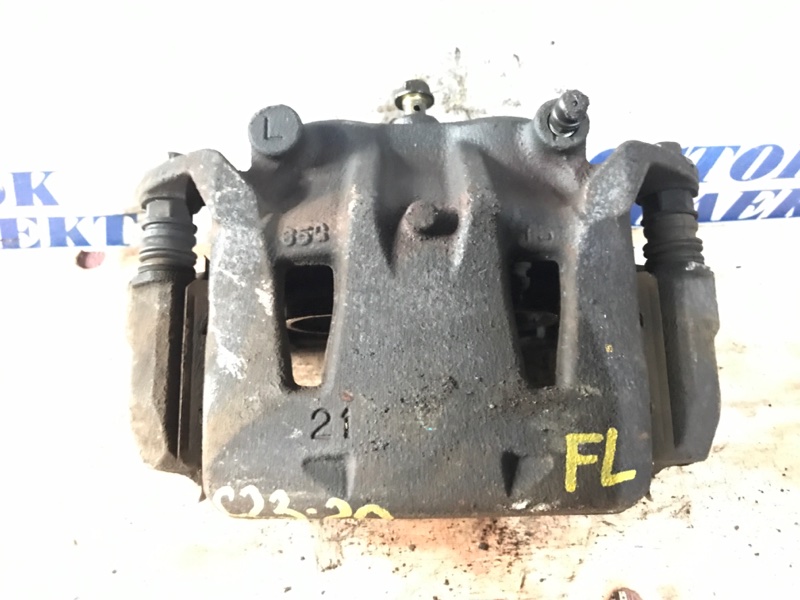 Суппорт Nissan Serena 2006 CC25 MR20DE перед лев