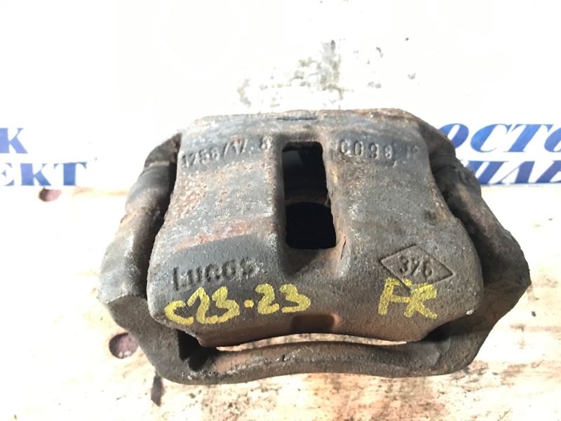 Суппорт Renault Clio CB K4JB перед прав