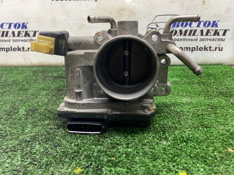 Заслонка дроссельная Toyota Voxy AZR60G 1AZ-FSE