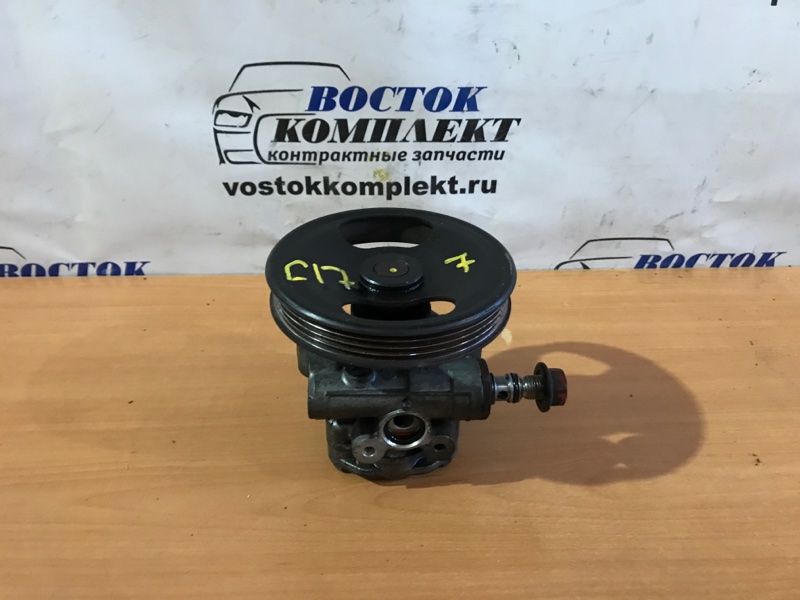 Насос гидроусилителя Mazda Demio 2000 DW3W B3E