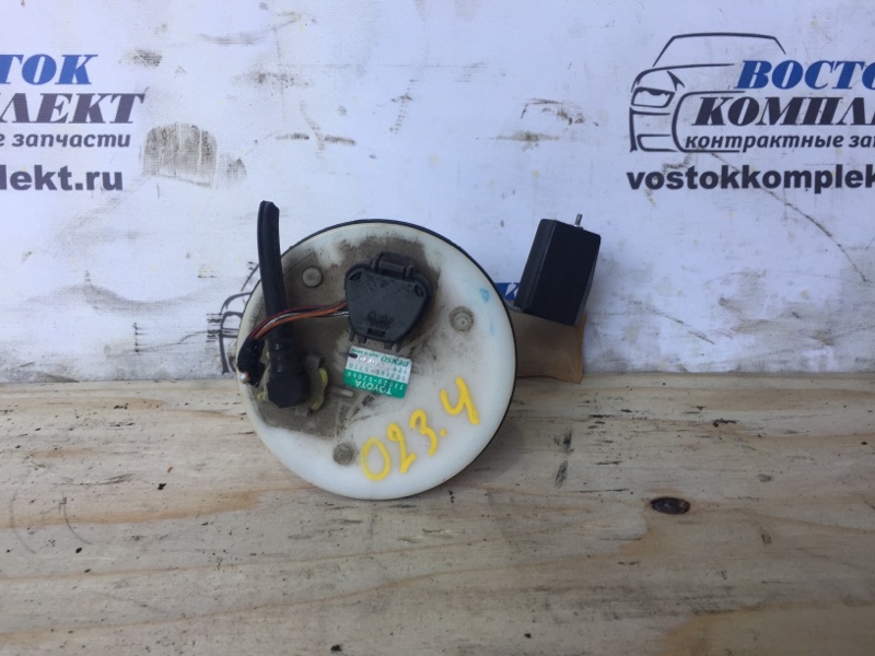 Насос топливный Toyota Will Cypha 2005 NCP75 1NZ-FE