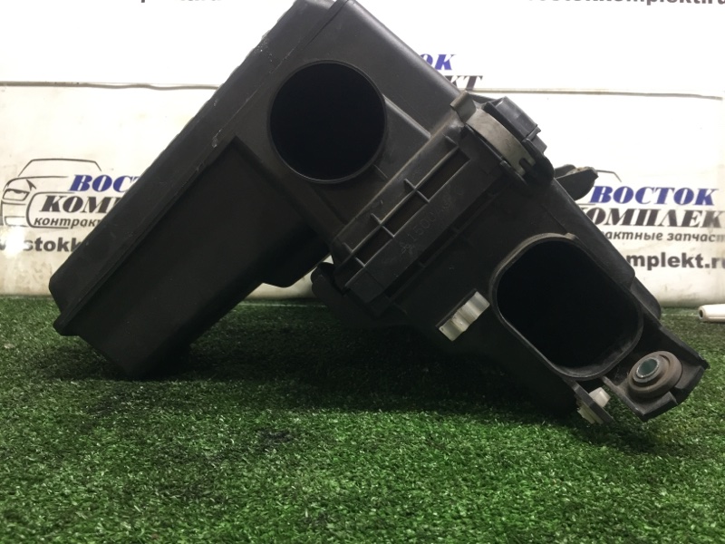 Корпус воздушного фильтра Mitsubishi Colt Z21A 4A90