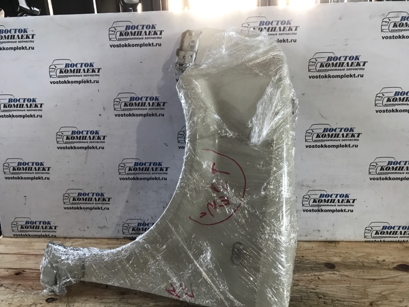 Крыло Nissan Cube 2004 BZ11 CR14DE перед лев