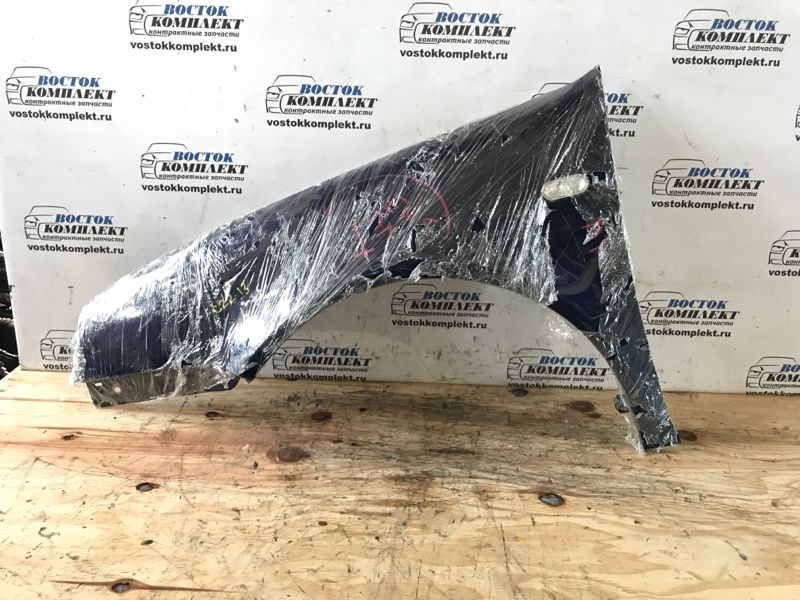 Крыло Volkswagen Golf  APK перед лев