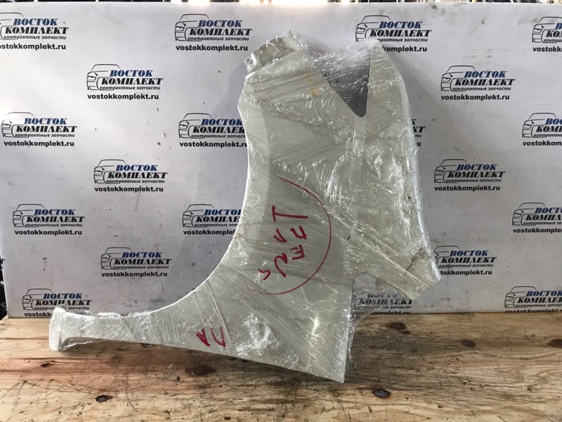 Крыло Nissan Serena 2010 C25 MR20DE перед лев