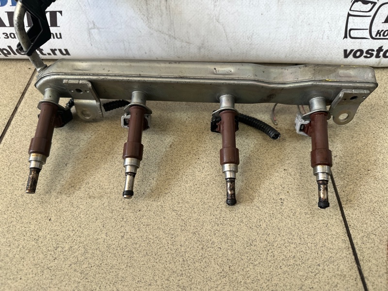 Форсунка топливная Toyota Ractis NSP120 1NR-FE