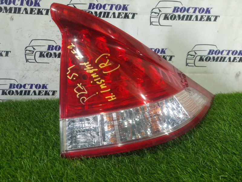 Фонарь стоп-сигнала Honda Insight 2010 ZE2 LDA прав