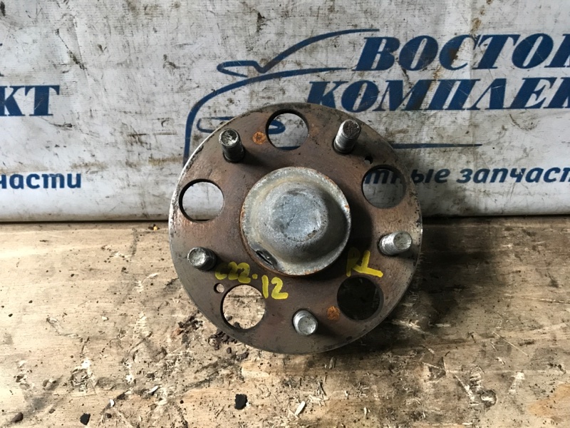 Ступица Honda Stream 2007 RN6 R18A зад лев