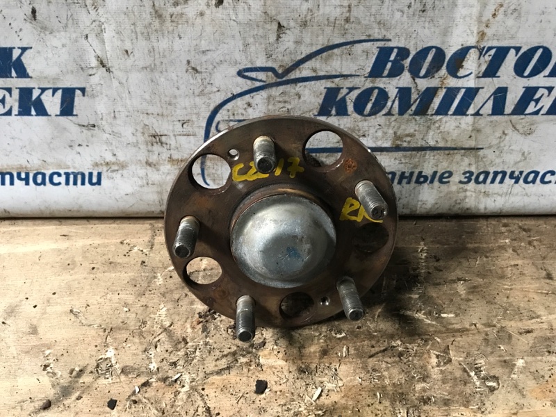 Ступица Honda Stepwgn 2007 RG3 K24A зад прав
