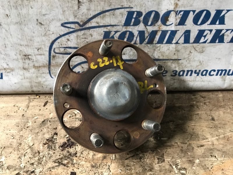 Ступица Honda Stepwgn 2007 RG3 K24A зад лев