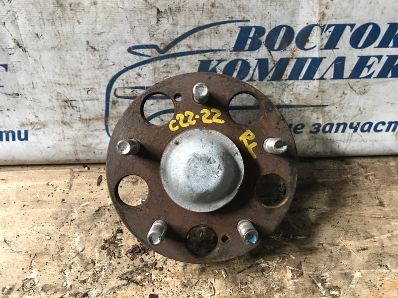 Ступица Honda Stream 2007 RN6 R18A зад лев