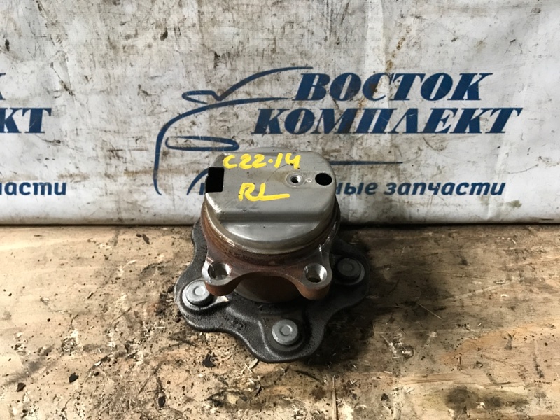 Ступица Nissan Serena 2006 CC25 MR20DE зад лев