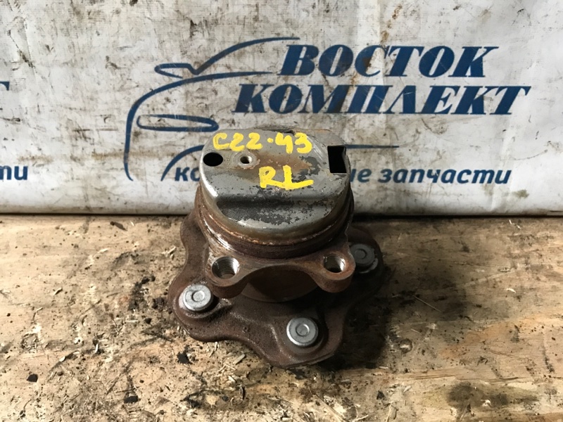 Ступица Nissan Serena 2007 C25 MR20DE зад лев