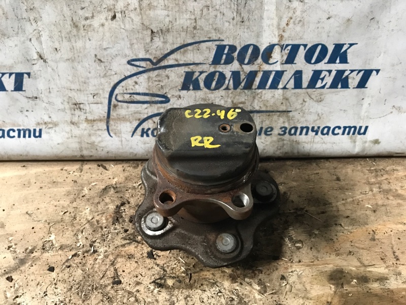 Ступица Nissan Serena 2012 FC26 MR20DD зад прав