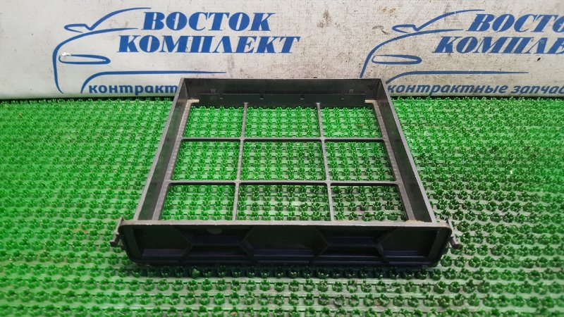 Корпус салонного фильтра Honda Elysion RR1 K24A