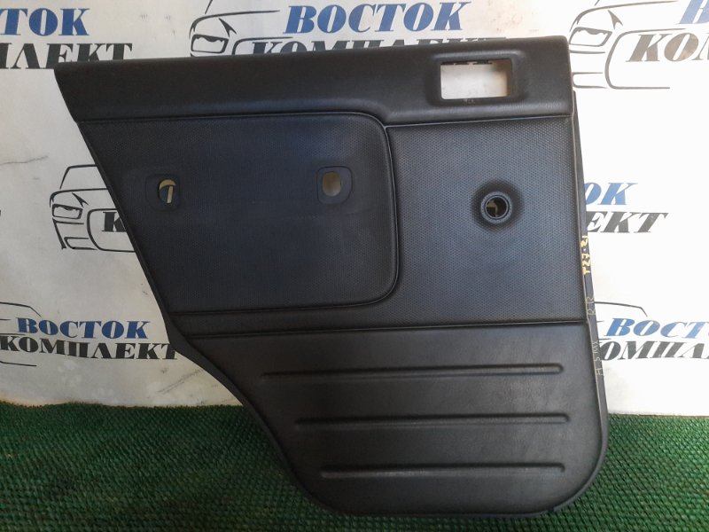 Обшивка двери Honda S-MX 2000 RH1 B20B зад прав