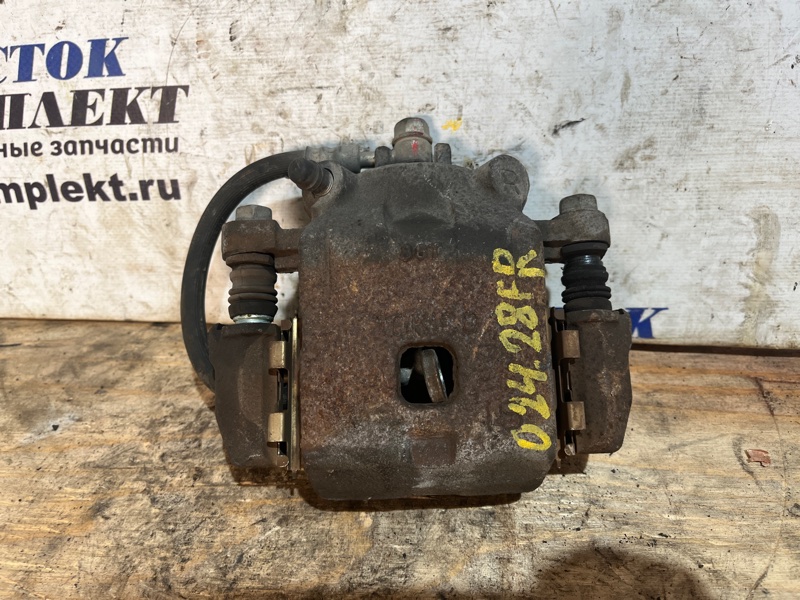 Суппорт Suzuki Swift 2008 ZD11S M13A перед прав