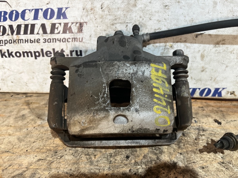 Суппорт Nissan Cube BZ11 CR14DE перед лев