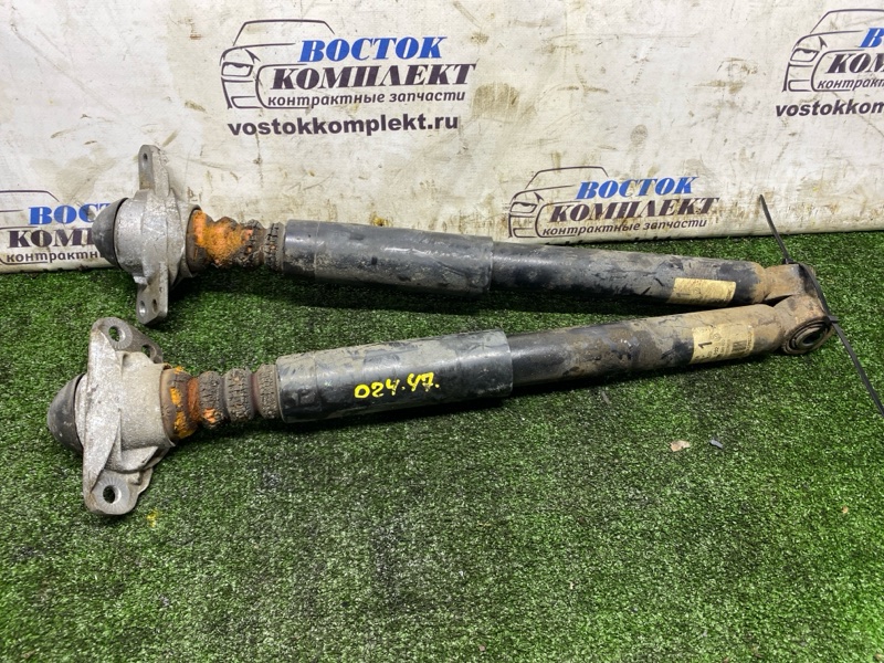 Амортизатор подвески Volkswagen Golf  CAV зад