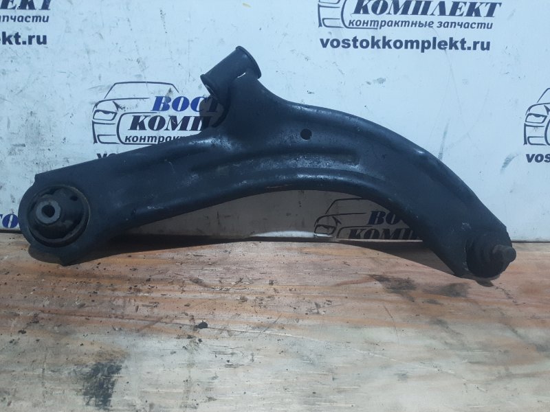 Рычаг подвески Nissan Cube BZ11 CR14DE перед прав