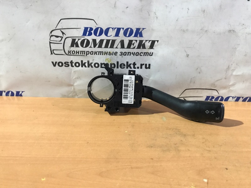 Переключатель подрулевой света Volkswagen Golf  APK