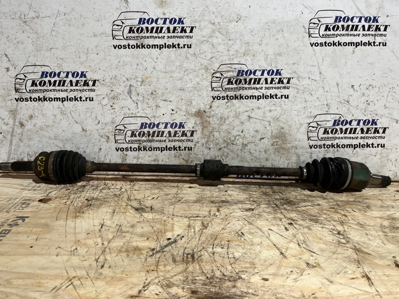 Привод Mitsubishi Colt 2008 Z21A 4A90 перед прав