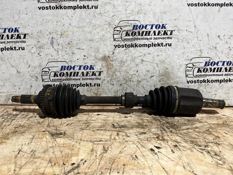 Привод Mazda Atenza 2002 GY3W L3-VE перед лев