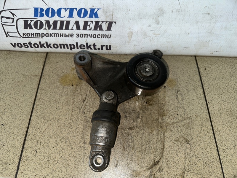 Ролик натяжной приводного ремня Toyota Noah AZR60 1AZ-FSE