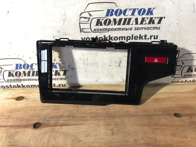 Рамка магнитофона Honda Fit 2014 GP5 LEB