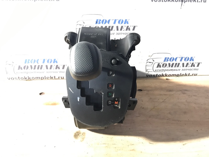 Рычаг переключения КПП Toyota Ractis 2012 NCP125 1NZ-FE