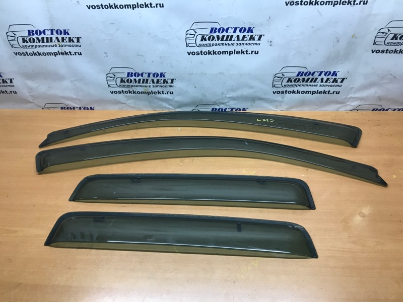 Ветровик Mazda Demio 2005 DY3W ZJ-VE