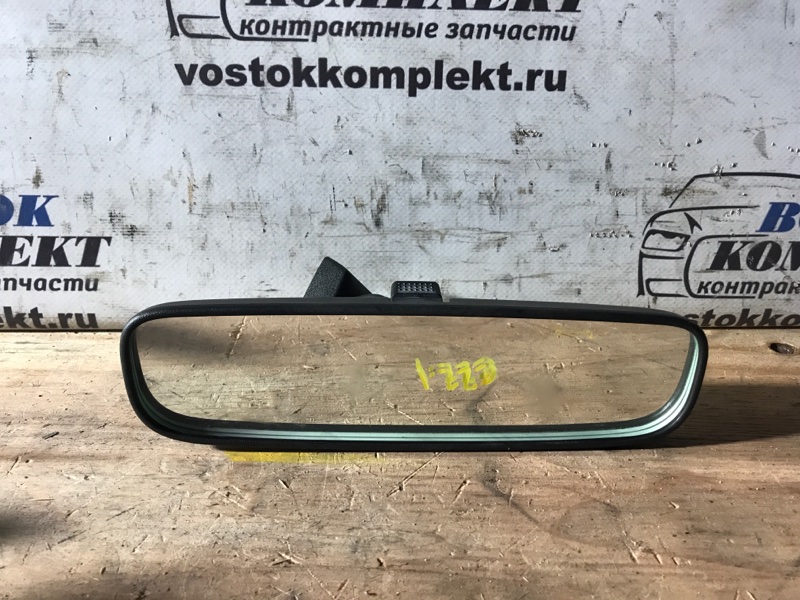 Зеркало салонное Toyota Vitz NSP130 1NR-FE