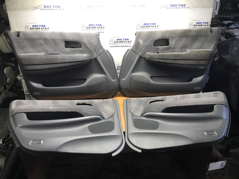 Обшивка двери Honda Odyssey 2002 RA6 F23A