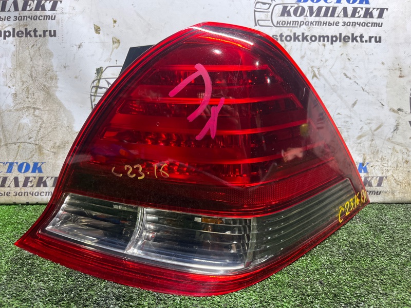 Фонарь стоп-сигнала Honda Odyssey 2004 RB1 K24A зад прав