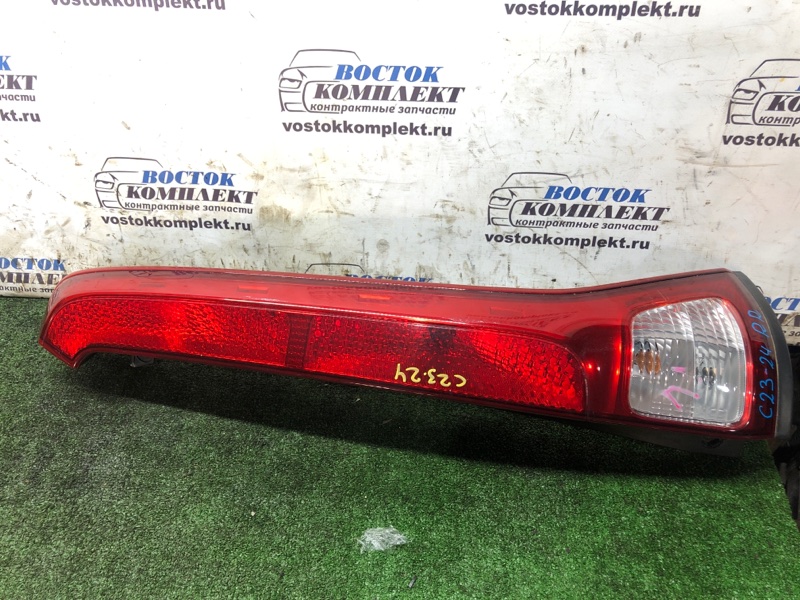 Фонарь стоп-сигнала Nissan Serena 2007 C25 MR20DE зад прав