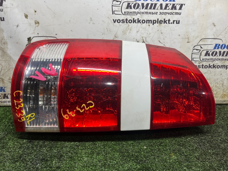 Фонарь стоп-сигнала Toyota Noah 2004 AZR60 1AZ-FSE зад лев