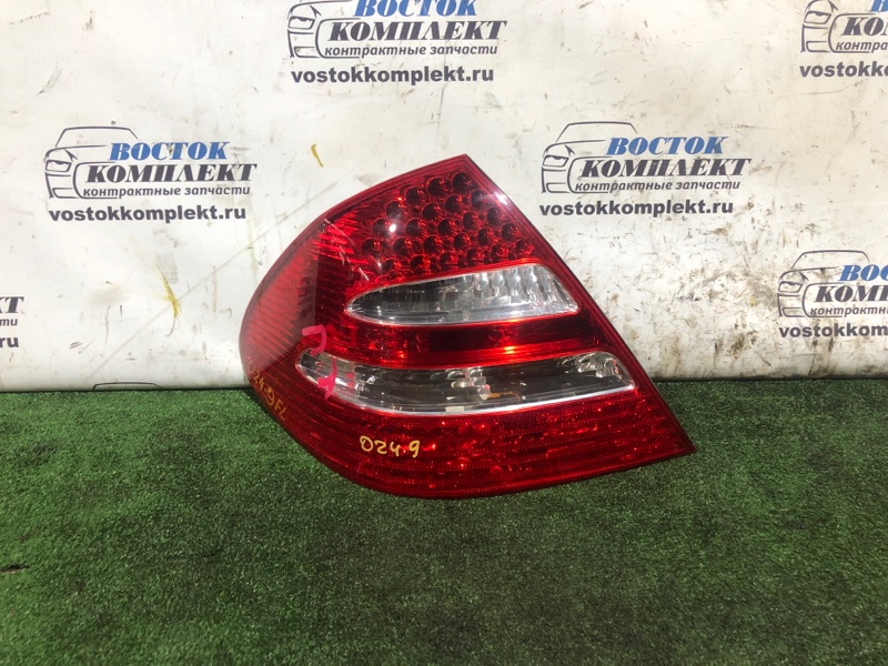 Фонарь стоп-сигнала Mercedes-Benz E320 W211 112949 зад лев