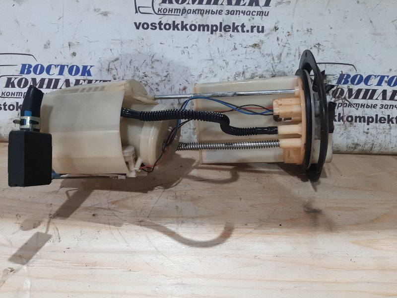 Насос топливный Toyota Ractis 2006 NCP105 1NZ-FE