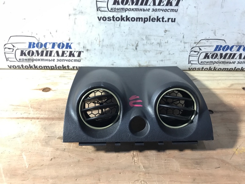 Дефлектор воздушный Nissan KIX H59A 4A30