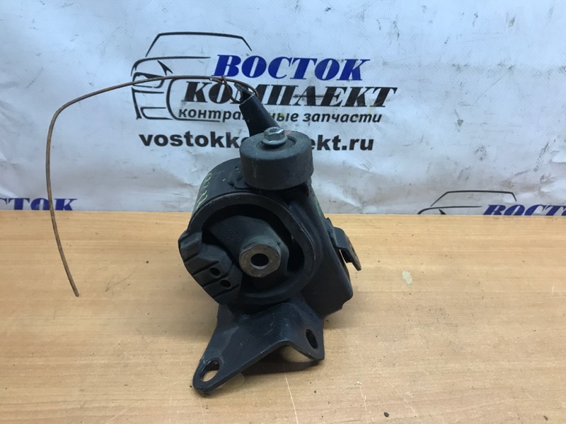 Подушка двигателя Toyota Noah 2004 AZR60 1AZ-FSE лев