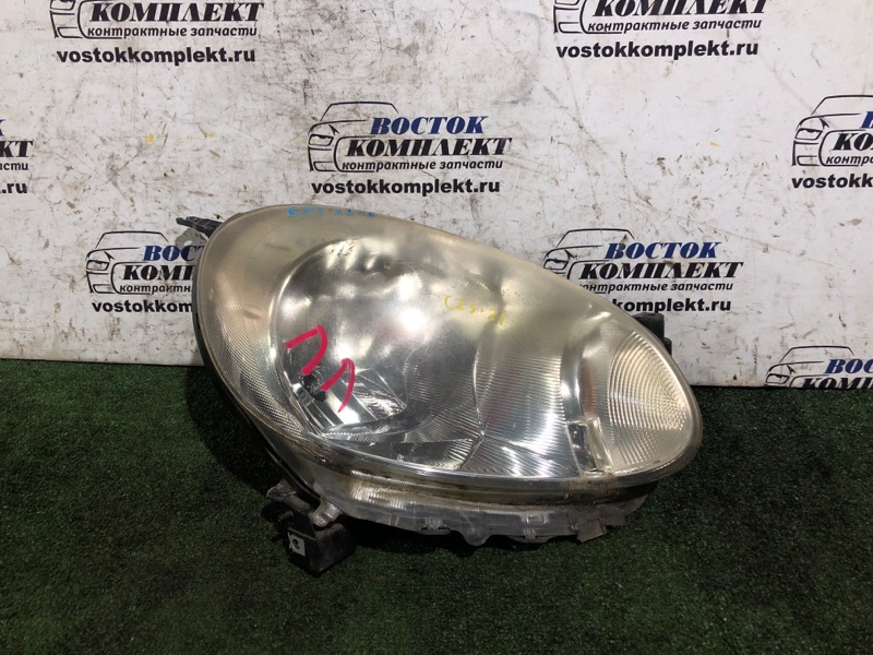 Фара Nissan March 2010 K13 HR12DE перед прав