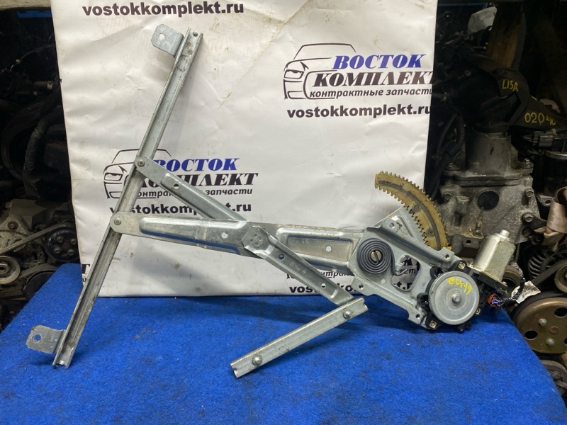 Стеклоподъемник Nissan Liberty PNM12 SR20DE перед лев