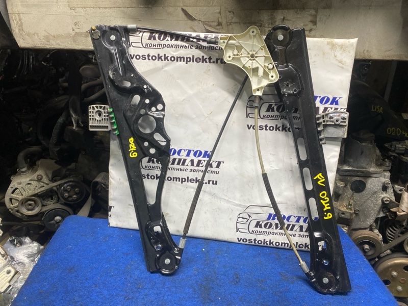 Стеклоподъемник Mercedes-Benz E320 W211 112949 перед лев